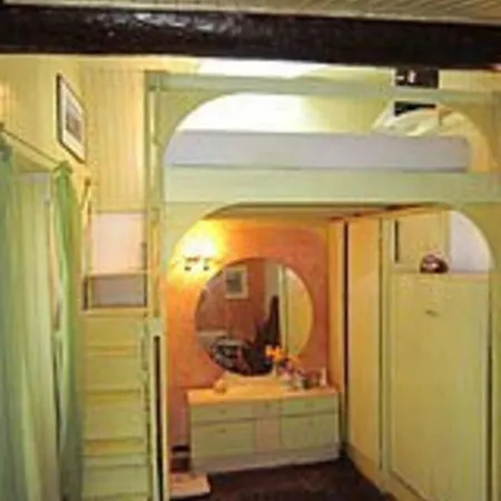 A 2 50 M² Confortable Apartment Nice