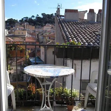 A 2 50 M² Confortable Apartment *